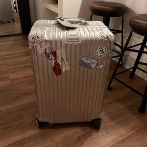 RIMOWA Metallic Gray Luggage